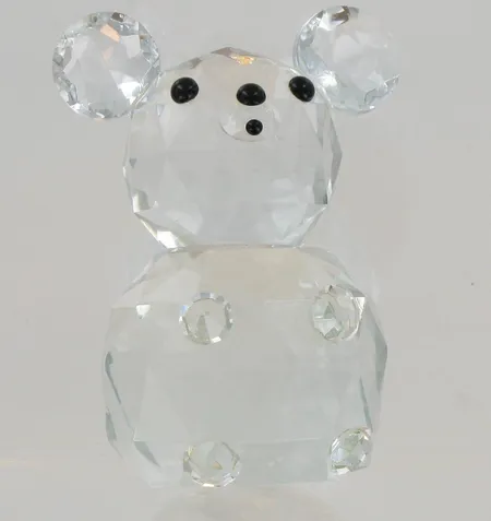 Kristallinen koriste-esine, Swarovski, korkeus 62mm, oikea korva irti.