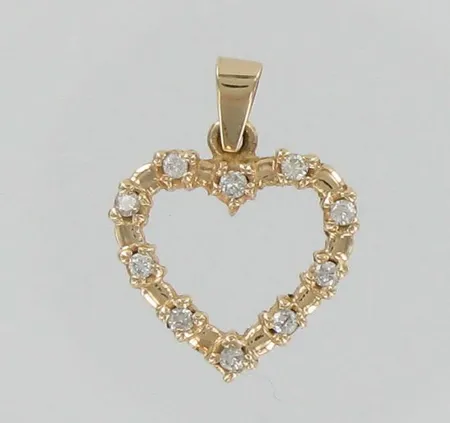 Timanttiriipus 10xn.0.01ct, korkeus 15mm, 585, paino 1,4g Vikt: 1,4 g