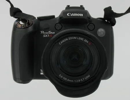 Digitaalikamera Canon PowerShot SX1 IS, 10.0 Mega Pixels CMOS, Image Stabilizer Ultrasonic, omassa laukussa