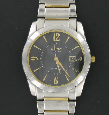 Miesten rannekello Citizen eco-drive sapphire, ranneke naarmuuntunut