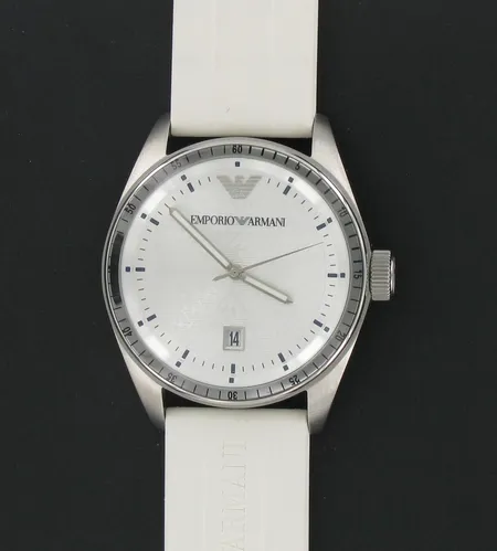 Miesten rannekello Emporio Armani, taulun Ø 44mm, paristo loppu.