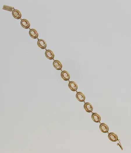 Cameerannekoru, pituus 190mm, 585br, paino 5,9g Vikt: 5,9 g