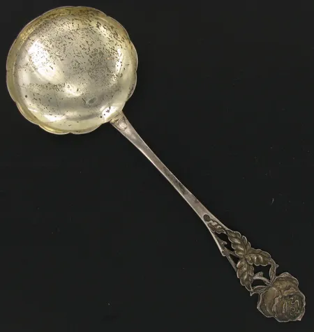 Tarjoilulusikka, pituus 185mm, 813, paino 41,4g Vikt: 41,4 g