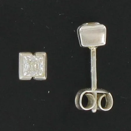 Kivikorvakorut, 925br, paino 1,6g Vikt: 1,6 g