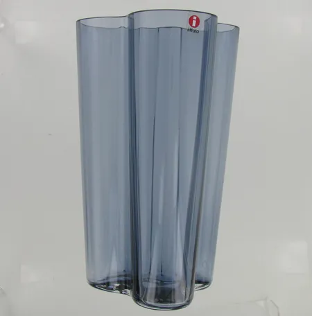 Aalto maljakko Iittala, sininen, 200mm. Nouto ainoastaan myymälästä.