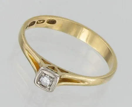Timanttisormus 1xn.0.04ct, kelta- ja valkokulta, koko 16½, 750, paino 1,7g Vikt: 1,7 g