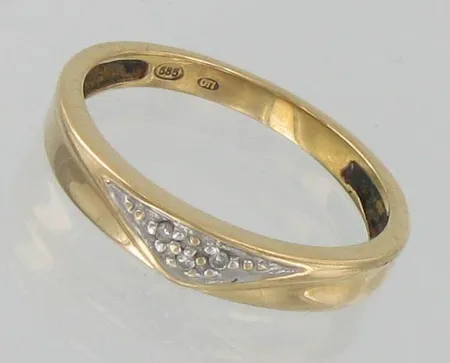 Timanttisormus 3xn.0.005ct, koko 16, 585, paino 1,6g Vikt: 1,6 g