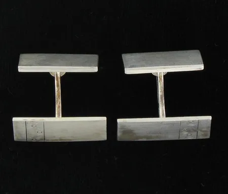 Kalvosinnapit, 813, paino 9,2g Vikt: 9,2 g
