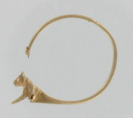 Viallinen sormus, 585, paino 0,9g Vikt: 0,9 g