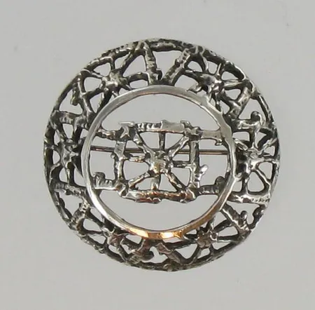 Rintaneula, P.Sarpaneva, metallia