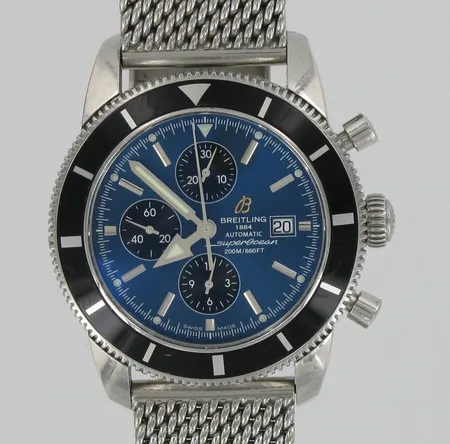 Miesten teräsrannekello Breitling SuperOcean Heritage Chronograph, Ø 47mm, mallinr.A13320, sarjanr.2565205, mukana todistus, kellon kehässä pieniä naarmuja, kotelossa.