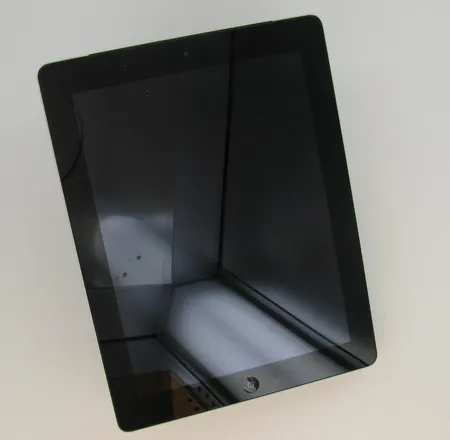 Apple Ipad retina wifi+4g 32gb Black, 9.7", laturi, laatikossa, uudenveroinen.
