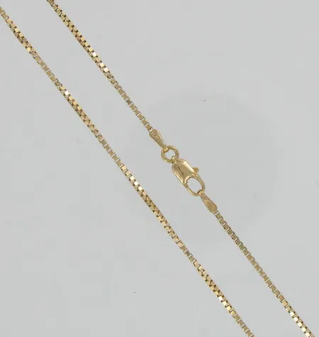Venetsiakaulaketju, pituus 45cm, 585, paino 3,5g Vikt: 3,5 g