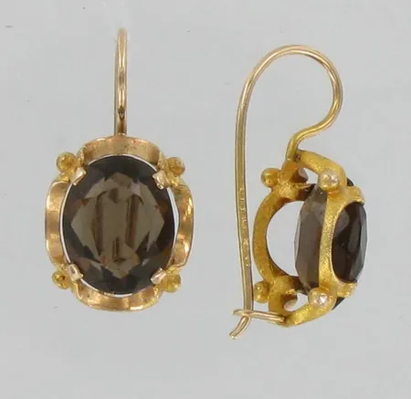 Kivikorvakorut, korkeus 20mm, 585br, paino 2,7g Vikt: 2,7 g