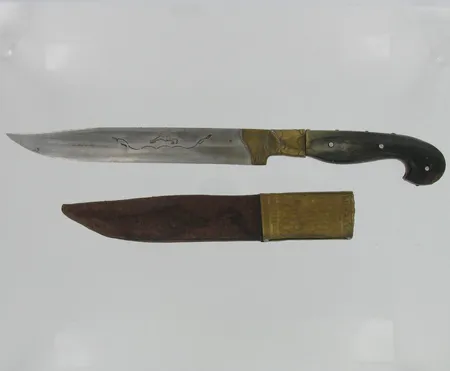 Veitsi, kokonaispituus 27cm