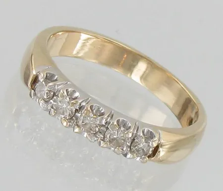 Timanttisormus 5xn.0.06ct, koko 18, 585 kelta- ja valkokulta, paino 5,0g Vikt: 5   g