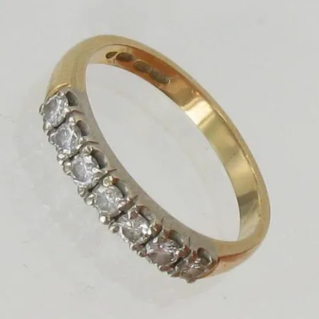 Timanttisormus, 7xn.0.05ct, koko 17, 750, paino 3,0g Vikt: 3   g