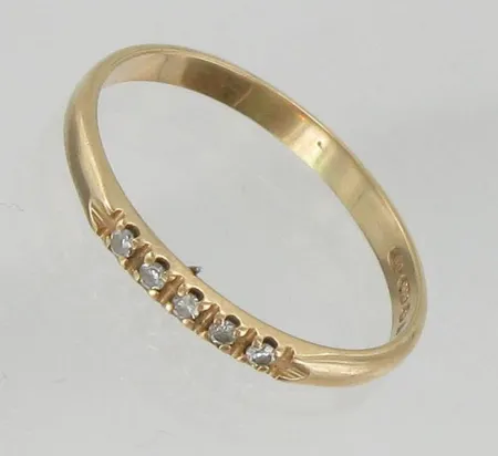 Timanttisormus, 5xn.0.005ct, koko 19, 585, paino 1,7g Vikt: 1,7 g