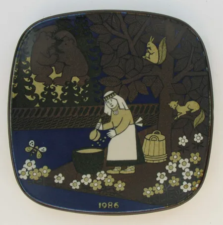 Vuosilautanen, Arabia, 1986 design R. Uosikkinen, Ainoastaan nouto myymälästä!
