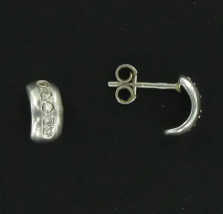 Timanttikorvakorut 8xn.0.005ct, 585 valkokulta, paino 1,1g Vikt: 1,1 g