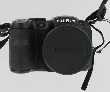 Digitaalikamera Fujifilm Finepix S2500HD, 12.2 MegaPixels, 18xOptical Zoom,