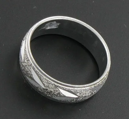 Metallisormus, koko 16½