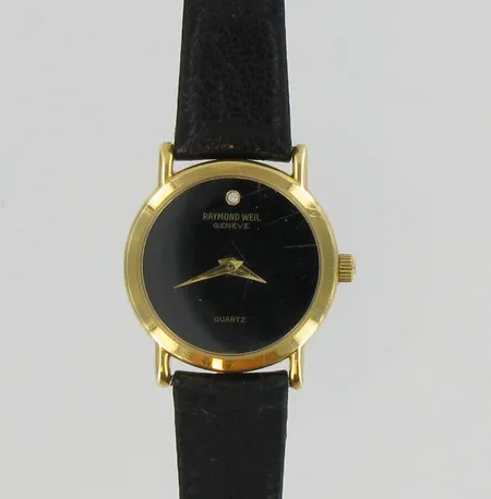 Naisten Rannekello, Raymond Weil Geneve, nahkarannekkeella, quartz, Ø 22mm, naarmuilla