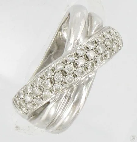 Timanttisormus 42xn.0,01ct, koko 17½, kaivertamaton, 585vk, paino 10,0g Vikt: 10   g