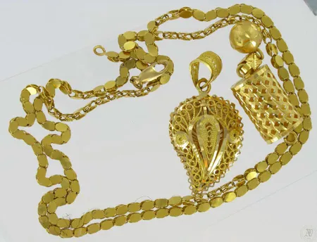 Kaulaketju pituus 66cm 2 riipusta paino 29,5g Vikt: 29,5 g