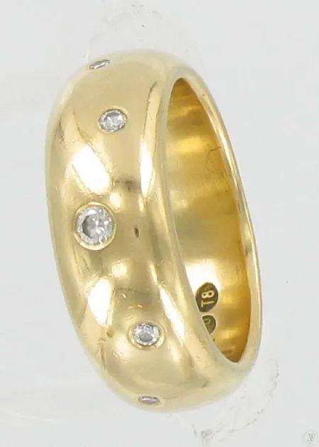 Timanttisormus 1xn.0,04ct 4xn.0,01-0,02ct kaivertamaton, koko 17, 750 paino 13,6g Vikt: 13,6 g