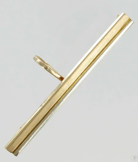 Solmiopidike 585 paino 2,1g Vikt: 2,1 g