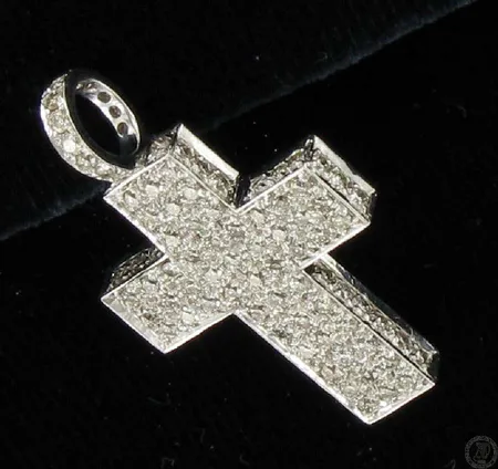 Ristiriipus timanteilla 107xn.0.005ct, 750vk, paino 3,7g Vikt: 3,7 g