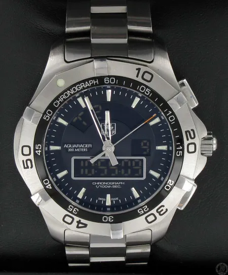 1 rannekello tag heuer aqua racer chronograph (M) paperit ja hihnan lisäpalat laatikossa