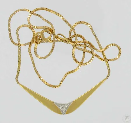 Romukultaa timanteilla 3xn.0.005ct, 750, paino 4,5g Vikt: 4,5 g