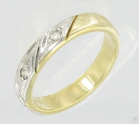 Timanttisormus 3xn.0,05ct, 585, koko 17¾, paino 4,3g Vikt: 4,3 g