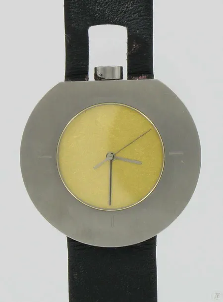 Rannekello Quantuz, malli First, design Paulus Van Leeuwen, quartz