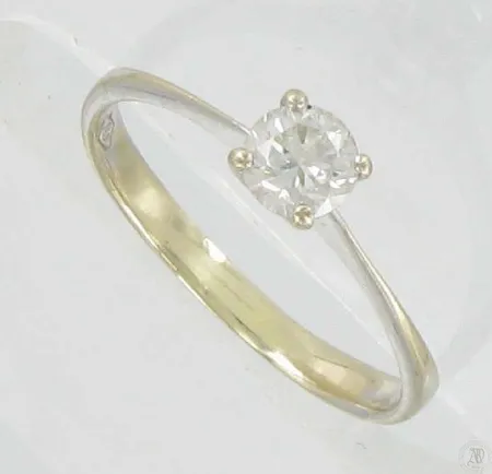 Timanttisormus 1xn.0.30ct koko 16¾, 750vk paino 1,3g Vikt: 1,3 g
