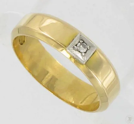 Timanttisormus 1xn.0,01ct kaivertamaton koko 16½, 750 paino 3,8g Vikt: 3,8 g