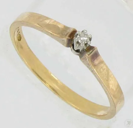 Timanttisormus 1xn.0,02ct kaivertamaton koko 18¾, 750 paino 2,5g Vikt: 2,5 g
