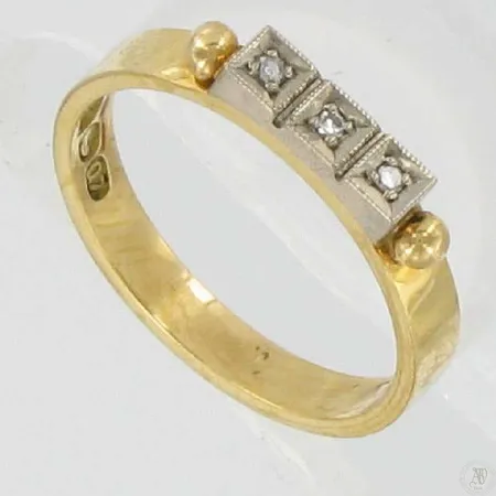 Timanttisormus 3xn.0,01ct kaivertamaton koko 15¾, 750 paino 2,3g Vikt: 2,3 g