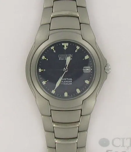 Miesten rannekello citizen eco-drive perpetual calendar titanium kaivertamaton  laatikossa
