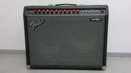 Vahvistin Fender Princeton chorus