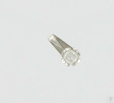 Riipus timantilla 1xn.0,10ct, 750vk, paino 0,4g Vikt: 0,4 g