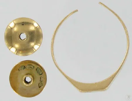 Timanttisormus 1xn.0.005ct ja kalvosinnapit, viallisia, 585, paino 5,7g Vikt: 5,7 g
