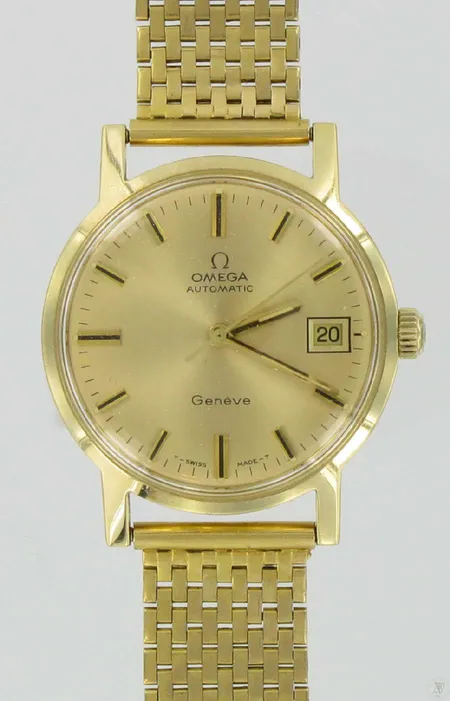 Miesten kultarannekello Omega automatic kultarannekkeella, 585br, paino 81,9g Vikt: 81,9 g