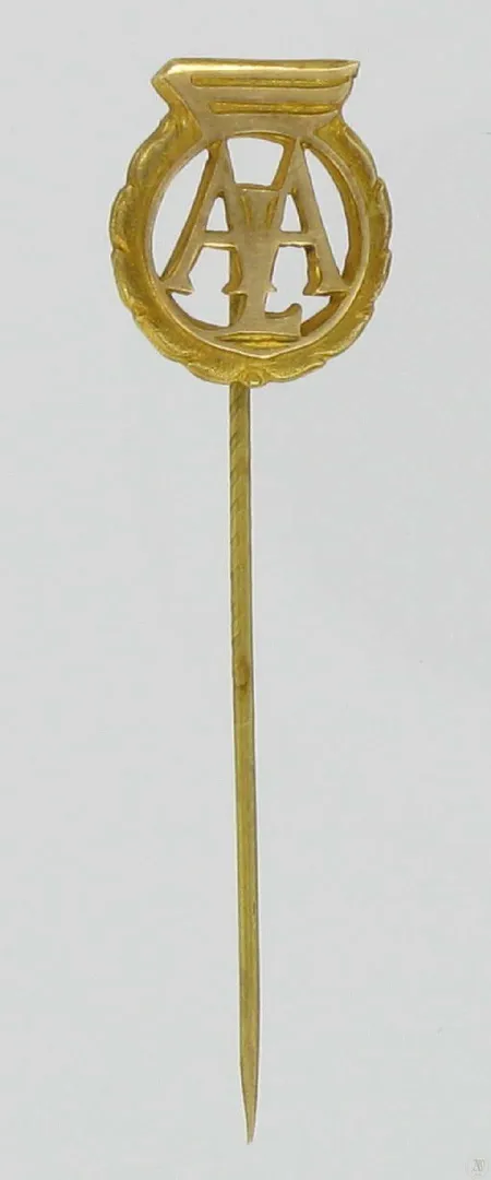 Rintamerkki, 585, paino 2,0g Vikt: 2   g