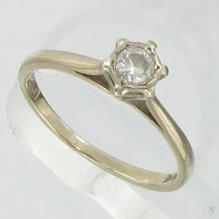 Timanttisormus 1xn.0.15ct, kaivertamaton, koko 15¼, 750vk, paino 1,9g Vikt: 1,9 g