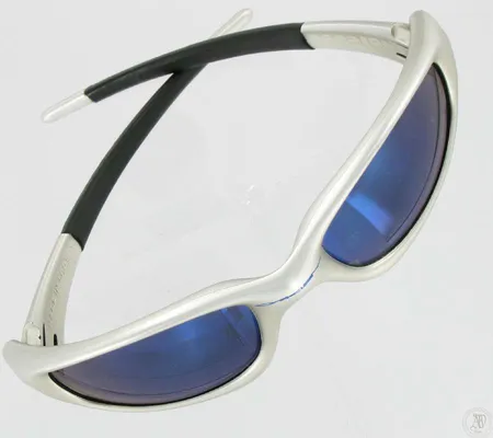 Aurinkolasit, Oakley straight