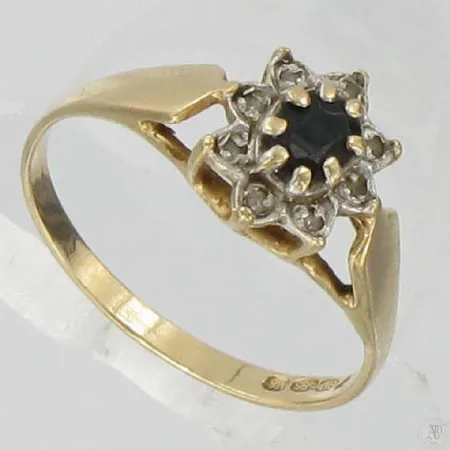 Timanttisormus sinisafiirilla kaivertamaton, 8xn.0,005ct, koko 16½, 585br paino 1,7g Vikt: 1,7 g