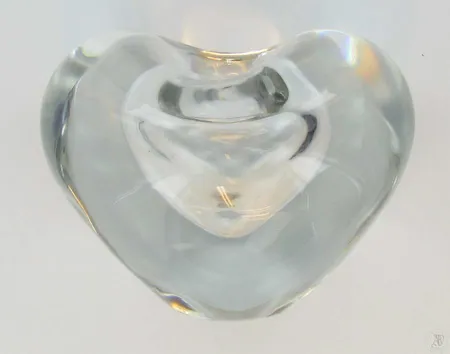 Maljakko, Sydän, korkeus 9,0cm, signeerattu Timo Sarpaneva -Iittala